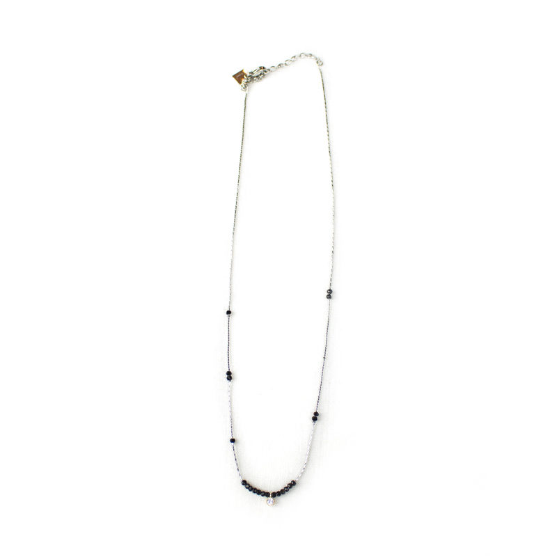zag-collier-perles-long-2