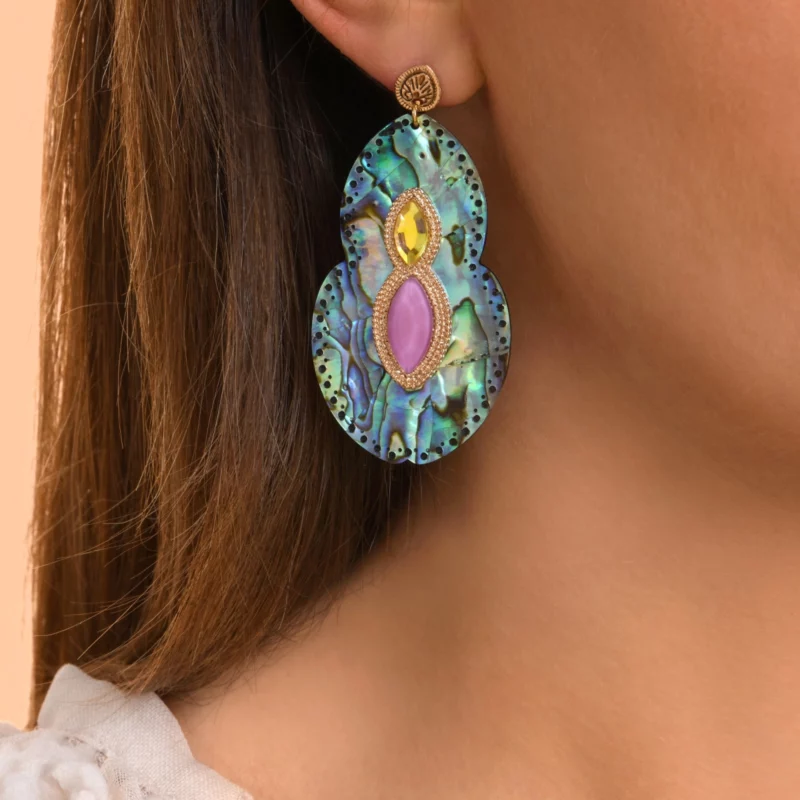SATELLITE-PARIS Boucles d'oreilles percées tribales Mindoro nacre paua - bleu irisé – Image 2